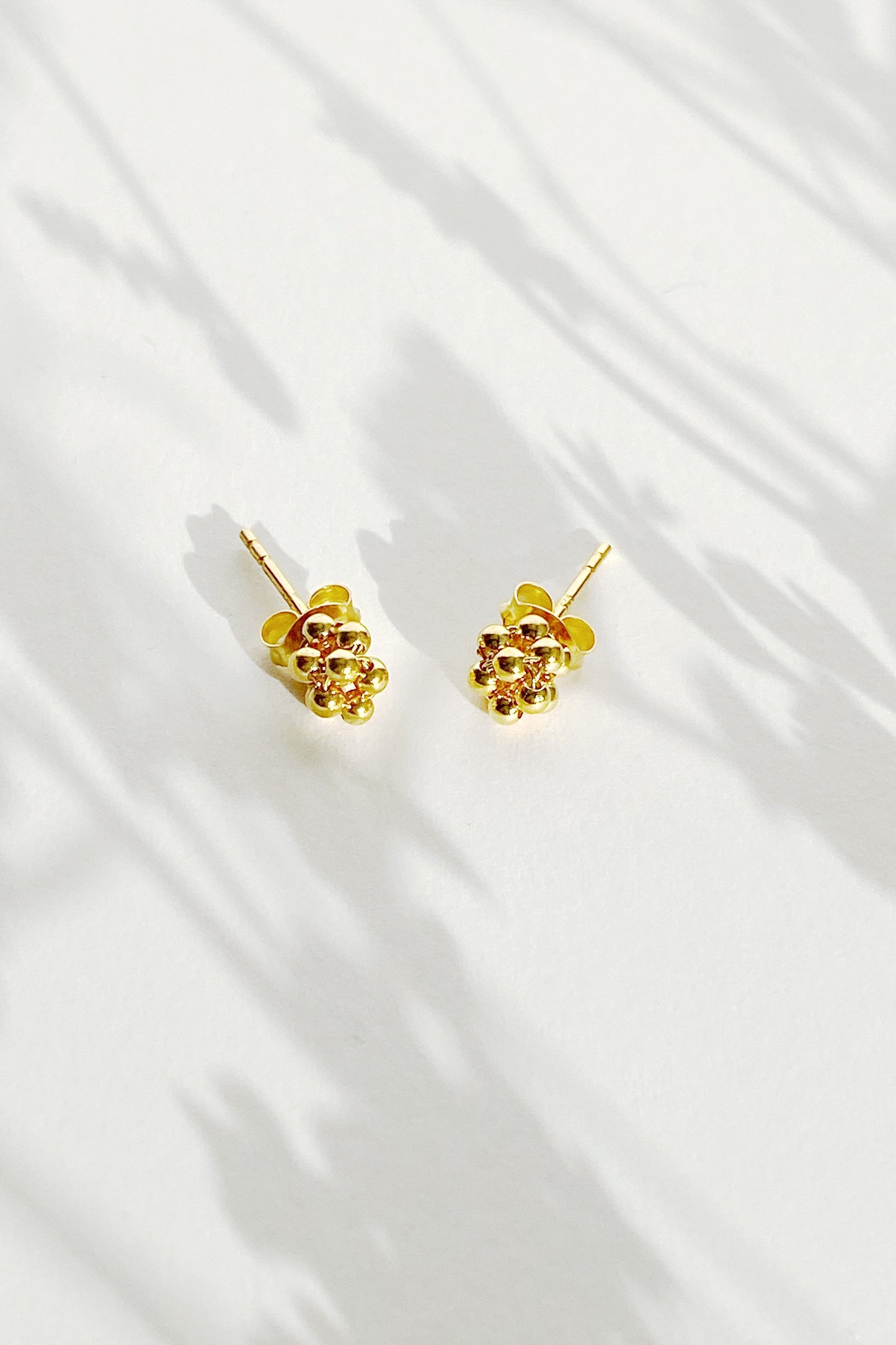 Bobble Stud earrings