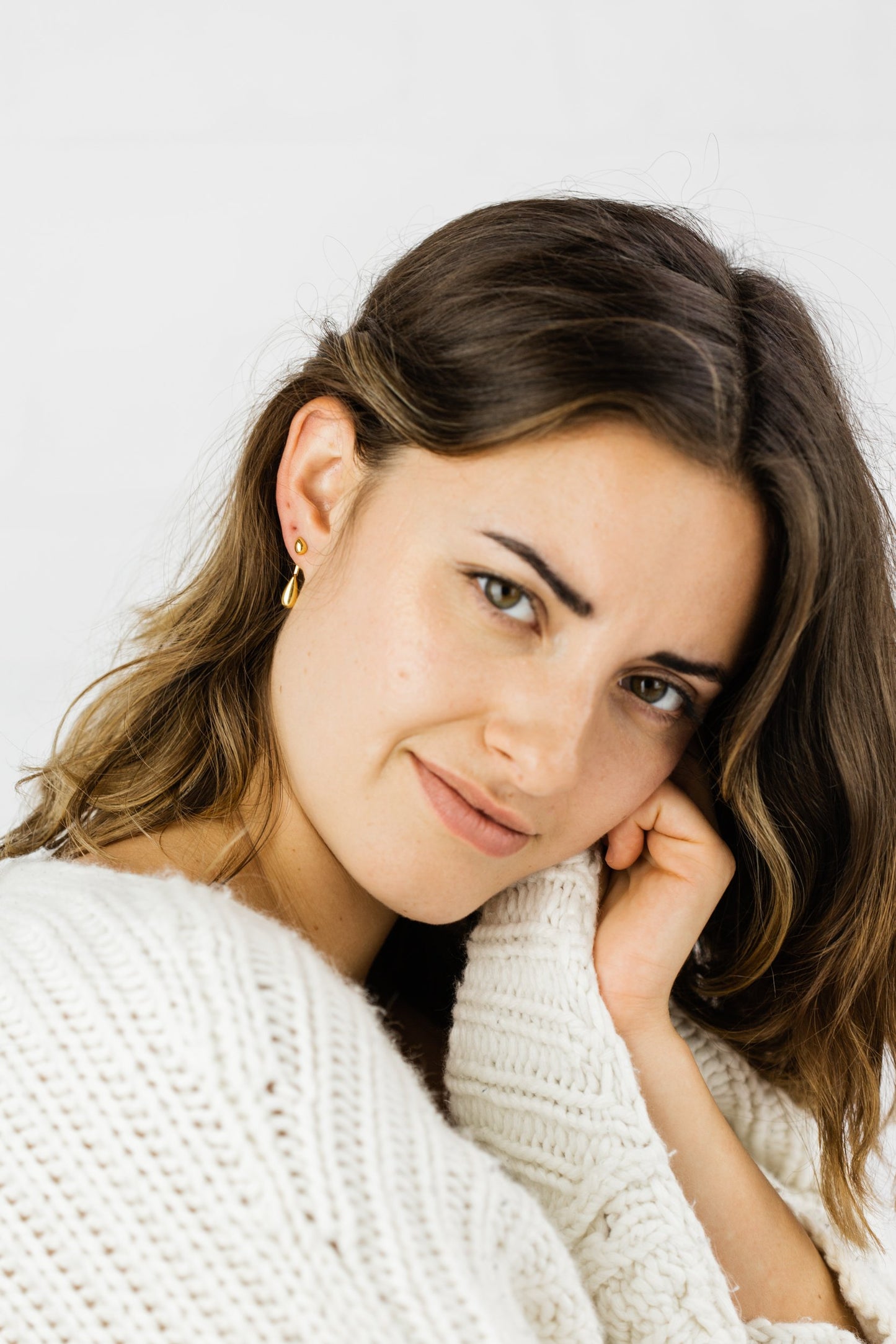 Woman wearing Marilyn Two Way Drop Earring 